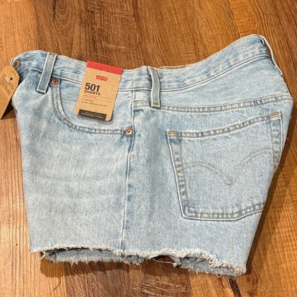Levi's 501 Women’s Faded Denim High Rise Cut Off Shorts (Size: 28) NWT - Picture 3 of 13